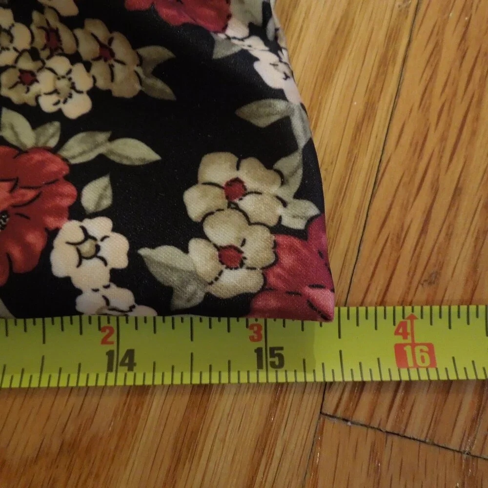 Floral Padded Hanger Secret Closet Safe